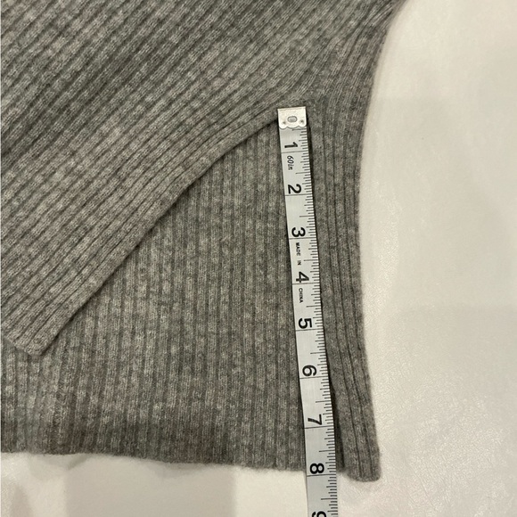 Revive Cashmere Gray Ribbed Crew Neck Sweater Size XSmall - Picture 11 of 14